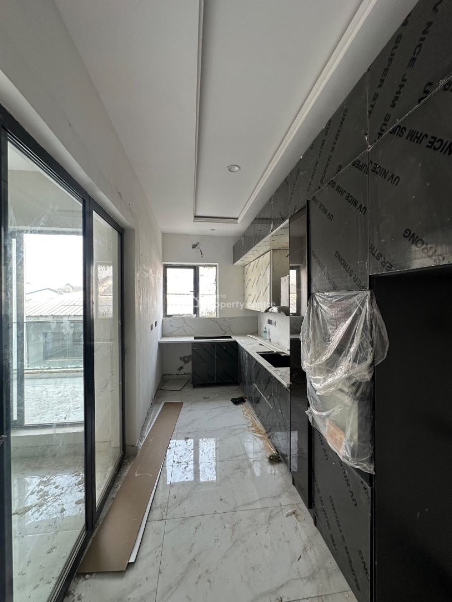 3 Bedroom Apartment with Bq, Lekki Right, Lekki Phase 1, Lekki, Lagos, Flat / Apartment for Sale