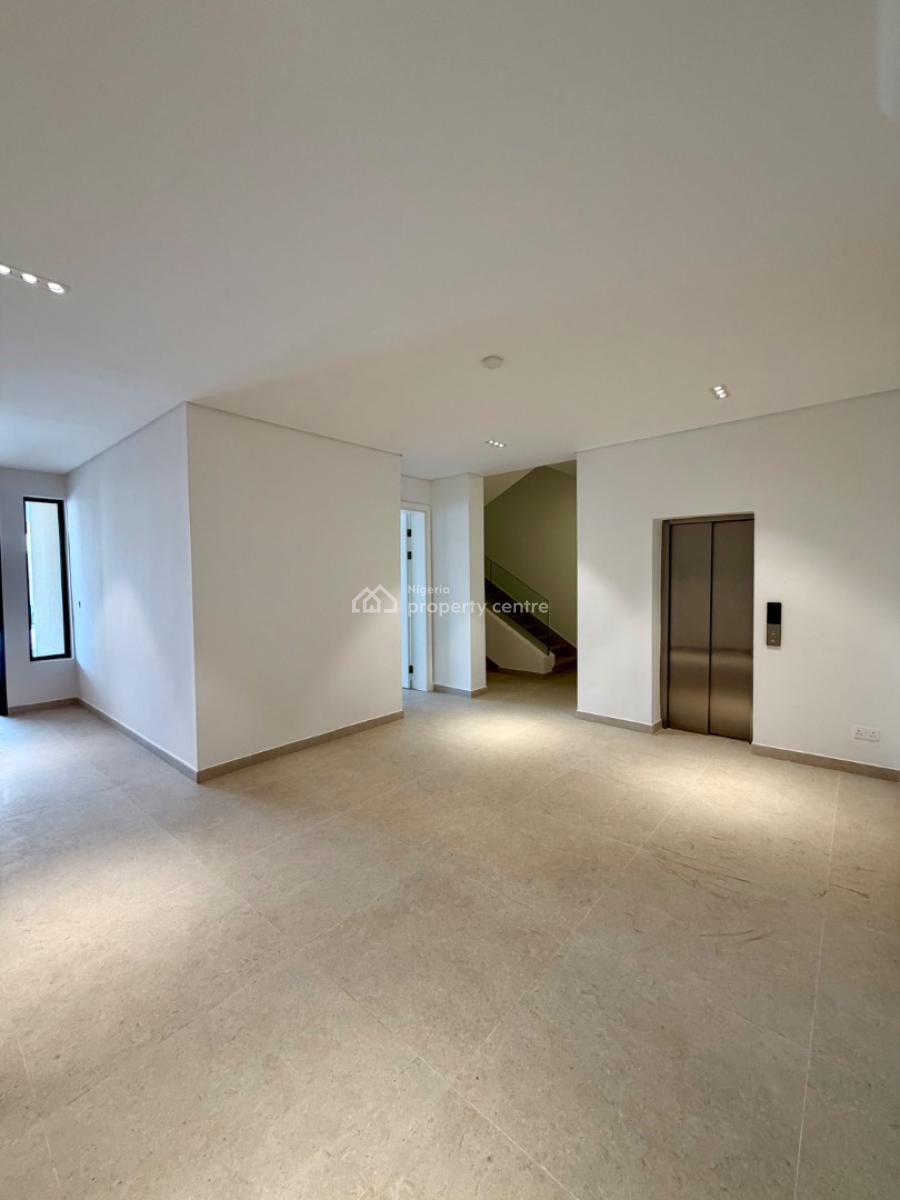 an Exceptional 5-bedroom Terrace with Elevator & Lifestyle Amenities, Banana Island, Ikoyi, Lagos, Terraced Duplex for Rent