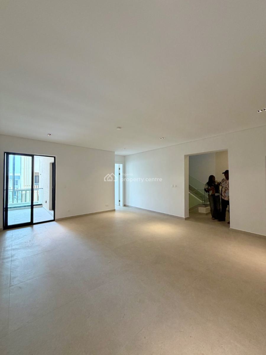 an Exceptional 5-bedroom Terrace with Elevator & Lifestyle Amenities, Banana Island, Ikoyi, Lagos, Terraced Duplex for Rent