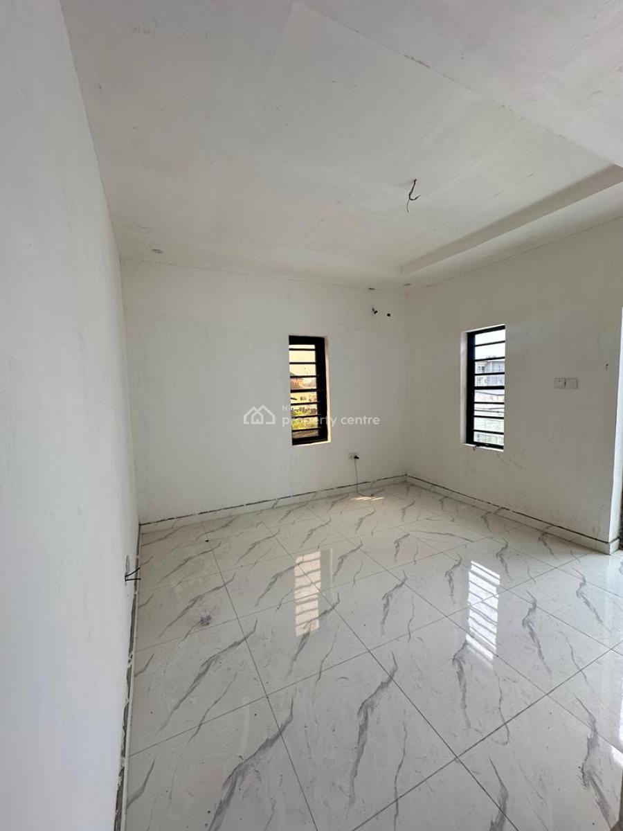 Spacious Well-built 1 Bedroom Apartment, Sangotedo, Ajah, Lagos, Flat / Apartment Joint Venture