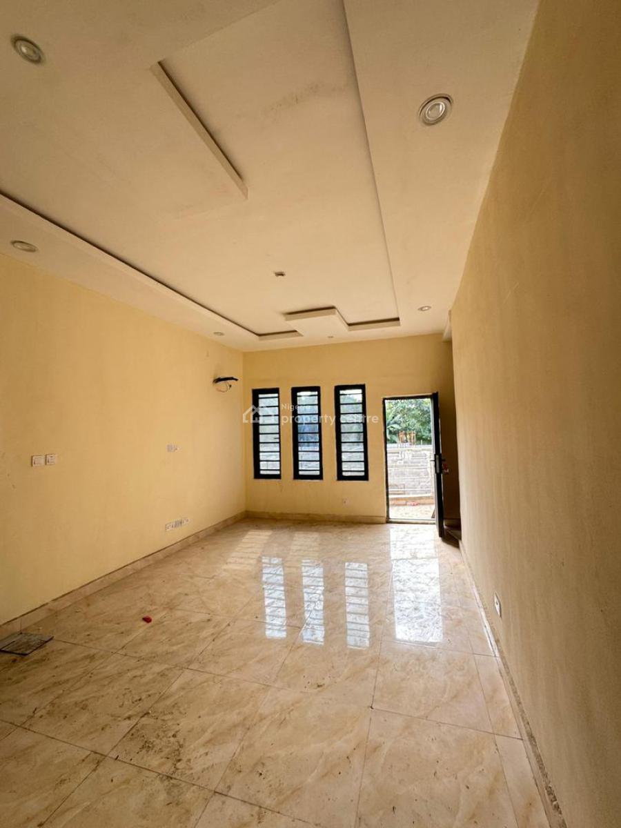 Newly Built 3 Bedroom Apartments, Yaba, Lagos, Flat / Apartment for Sale