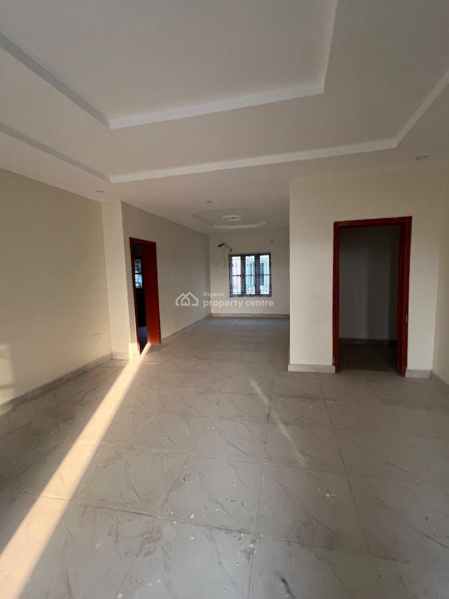 Massive 3 Bedroom Flat Upstairs, Abibu Oki Estate Abijo Gra, Abijo, Lekki, Lagos, Flat / Apartment for Rent