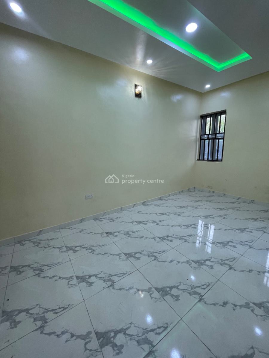 a Luxurious Two-bedroom Ground-floor Apartment Featuring an En-suite B, Agboyi Road, Alapere, Ketu, Lagos, Flat / Apartment for Rent