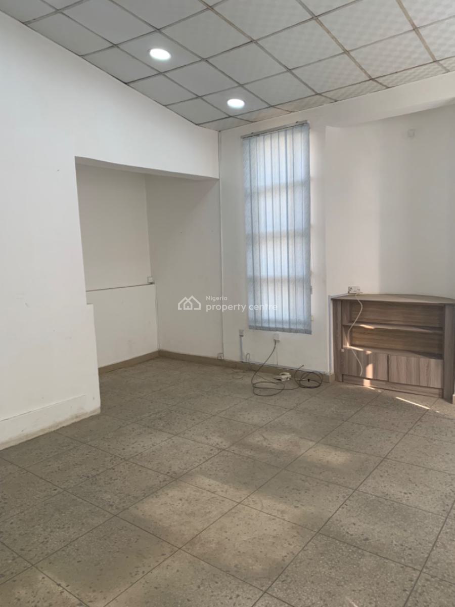 Spacious Office Space on The Ground Floor, Wuse 2, Dist, Abuja, Wuse 2, Abuja, Office Space for Rent