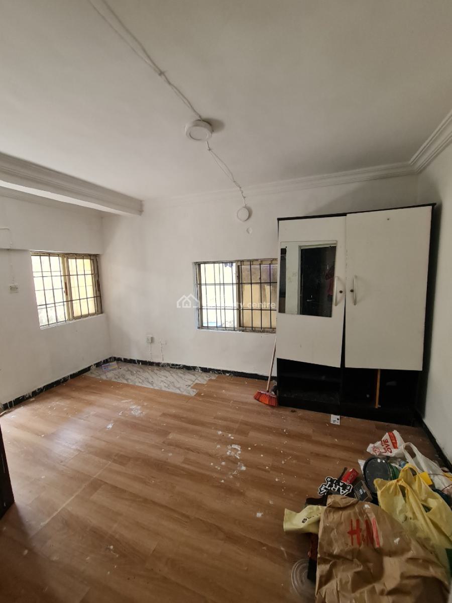 Beautiful One Room Selfcontain with Kitchen at Lekki Phase 1 for N1.8m, Lekki, Lekki Phase 1, Lekki, Lagos, Self Contain (single Rooms) for Rent