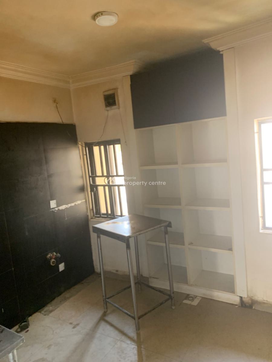 Office/shop Space on The First Floor, Wuse 2, Abuja, Office Space for Rent
