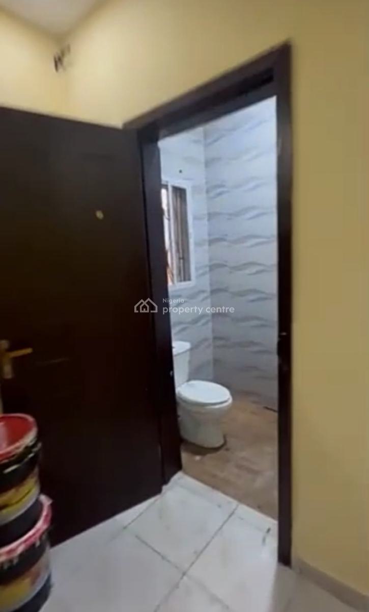 Self Serviced  Mini Flat with Open Plan Kitchen  { Video}, Osapa, Lekki, Lagos, Mini Flat (room and Parlour) for Rent