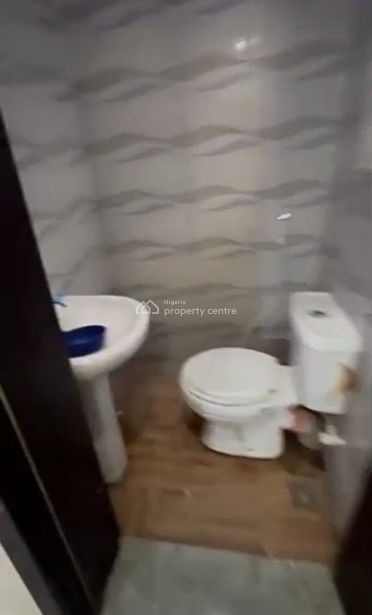 Self Serviced  Mini Flat with Open Plan Kitchen  { Video}, Osapa, Lekki, Lagos, Mini Flat (room and Parlour) for Rent