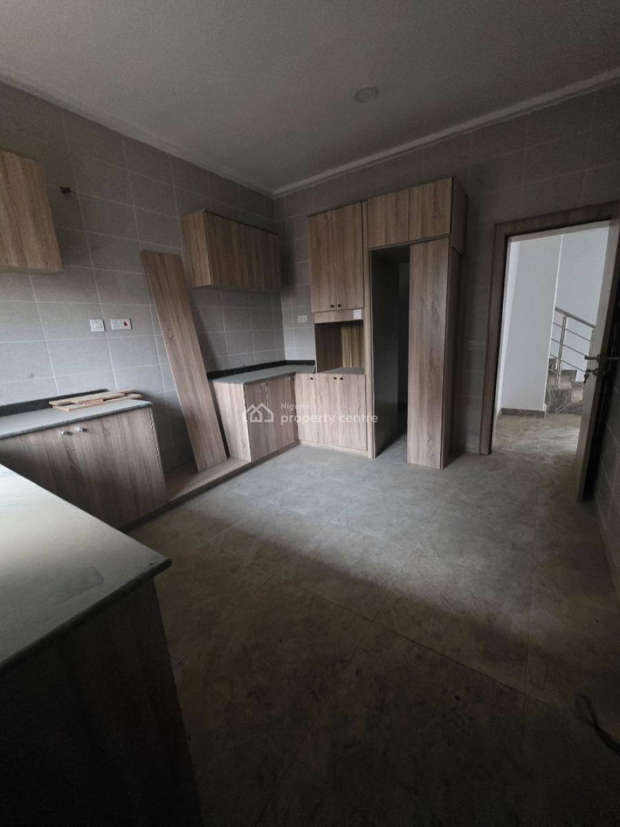 Affordable 4 Bedroom Terrace Duplex in a Strategic Location, Kado, Abuja, Terraced Duplex for Sale