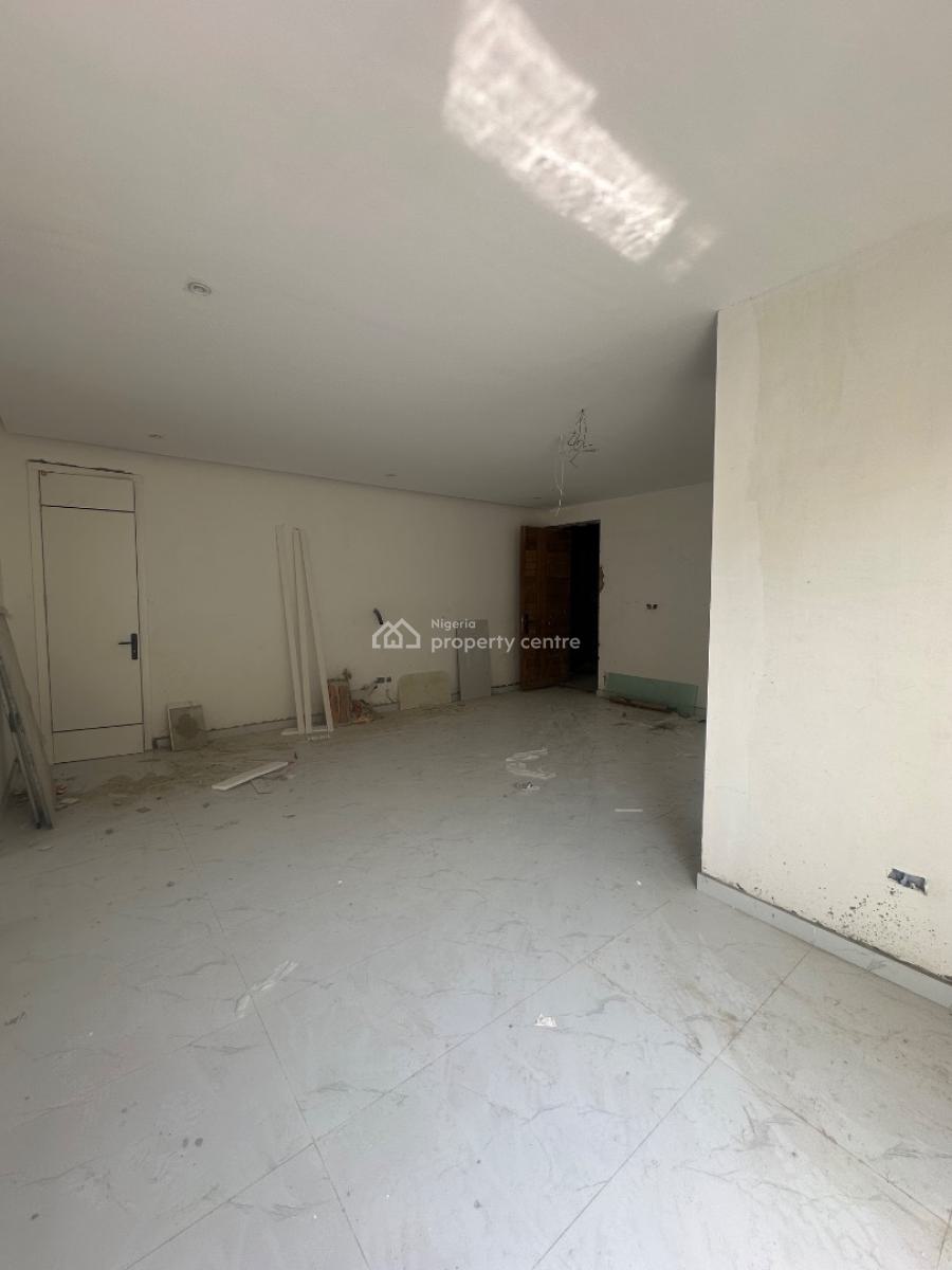 Spacious Solid Fully Serviced 3bedroom Apartment with Bq, Freedom Way, Most Sought After Neighborhood in Ikate Lekki, Ikate, Lekki, Lagos, Block of Flats for Sale