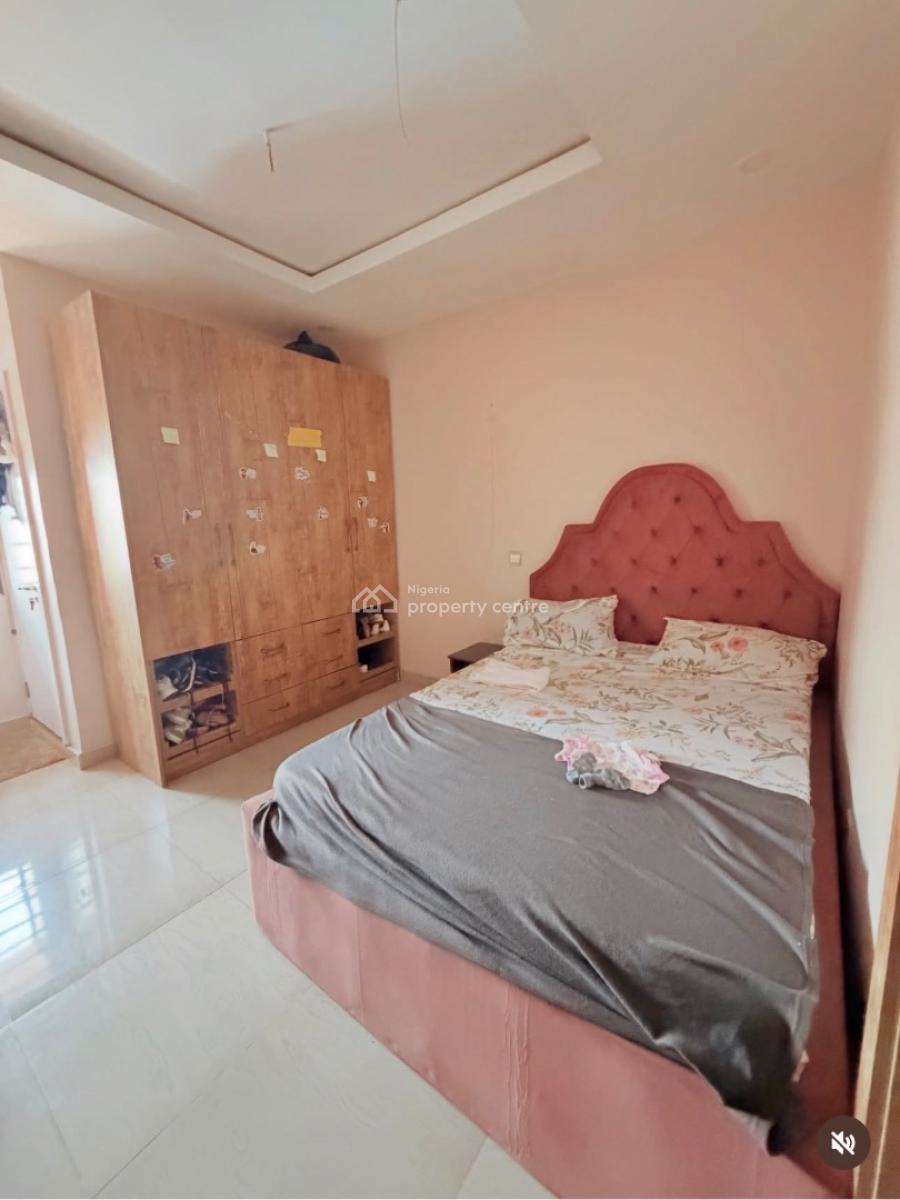 Solid 4 Bedroom Terrace Duplex with Bq, Surulere, Lagos, Terraced Duplex for Sale