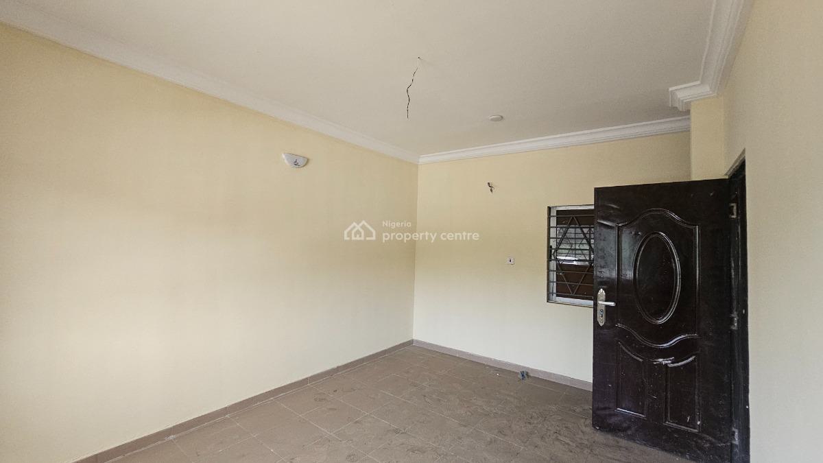 Amazing and Spacious 4 Bedroom Office Space, Cmd Road, Gra Phase 2, Magodo, Lagos, Office Space for Rent