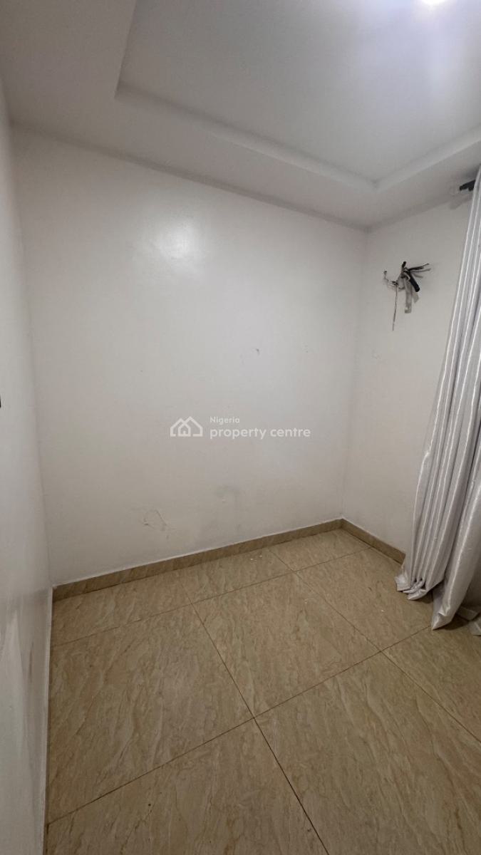 Partially Furnished Apartment Space in a Fully Serviced Estate, Adijran Road, Osapa, Osapa, Lekki, Lagos, Mini Flat (room and Parlour) for Rent