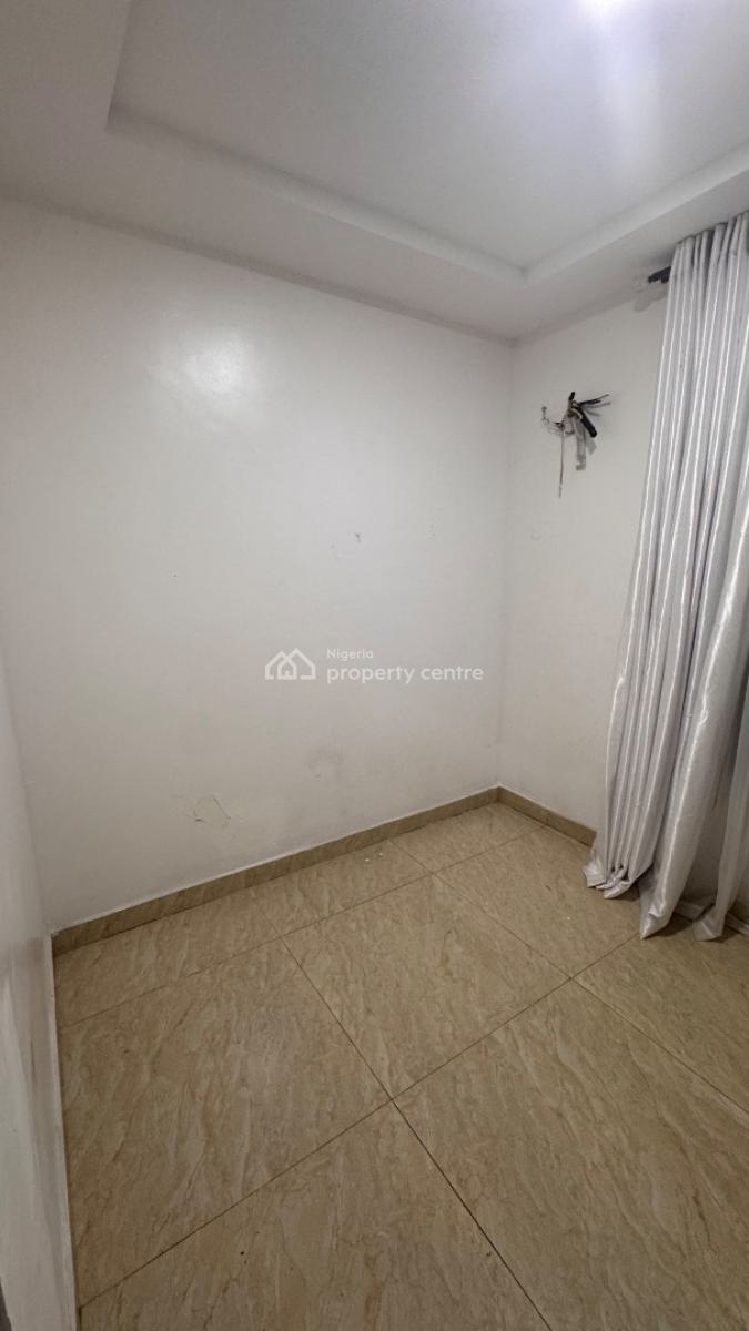 Partially Furnished Apartment Space in a Fully Serviced Estate, Adijran Road, Osapa, Osapa, Lekki, Lagos, Mini Flat (room and Parlour) for Rent