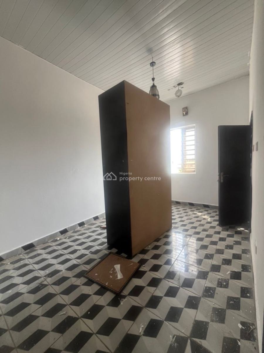 Super Affordable 2 Bed Room Apartment, Okun-ajah, Okun-ajah, Ajah, Lagos, Flat / Apartment for Rent