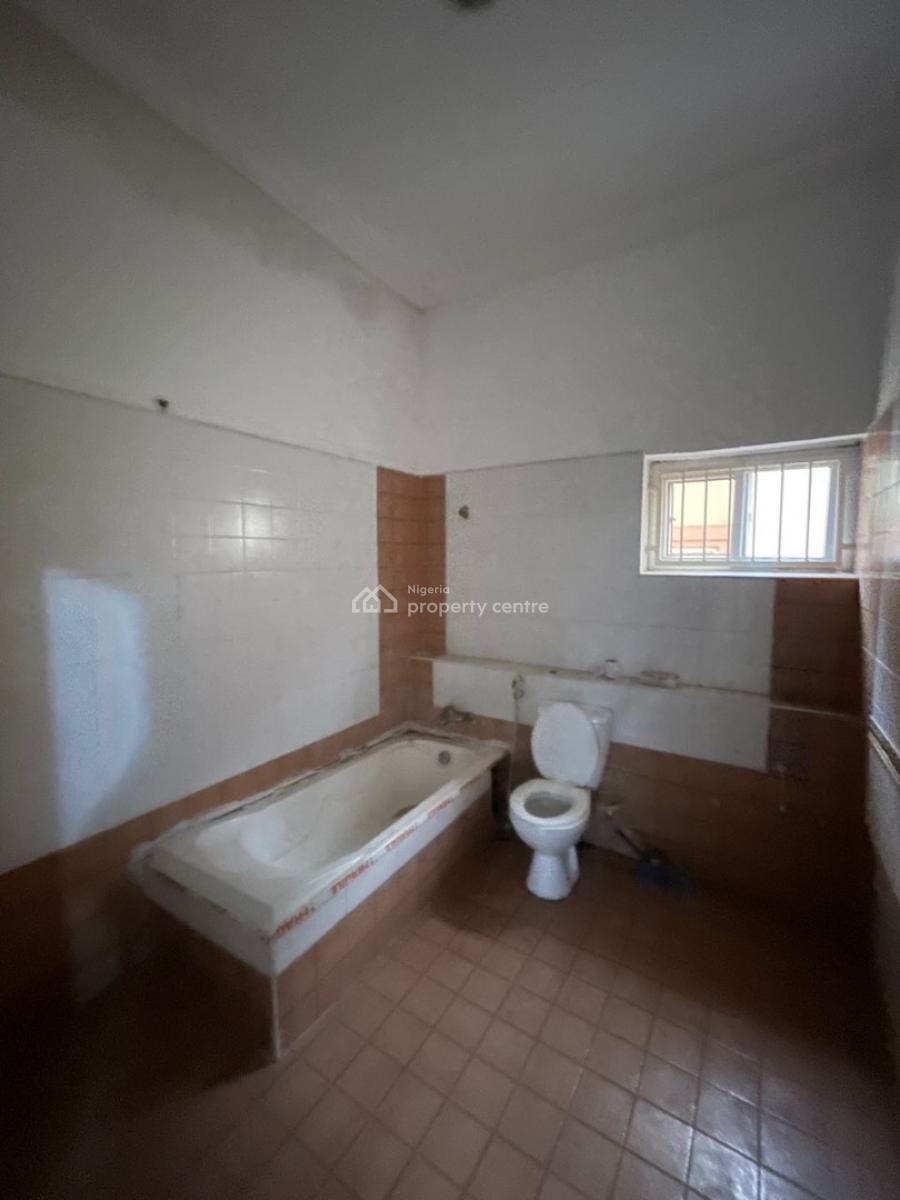 75sqm of Shop Space, Lekki, Lagos, Shop for Rent