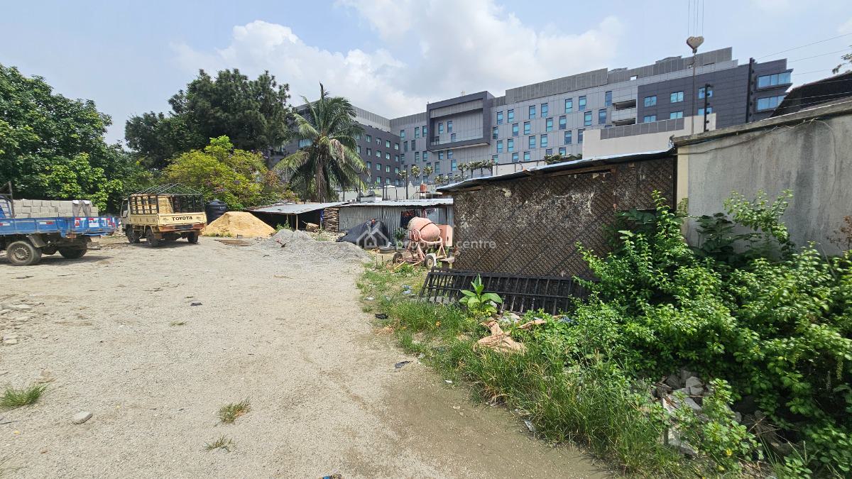 Fully Fenced, Dry, Firm and Regular Shaped 1,121sqm Land, Ikeja Gra, Ikeja, Lagos, Commercial Land for Sale