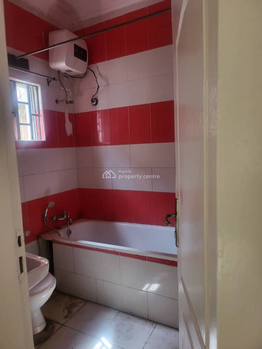 2 Bedroom Luxuury Apartment, Self Compound, Omole Phase 2, Ikeja, Lagos, Flat / Apartment for Rent