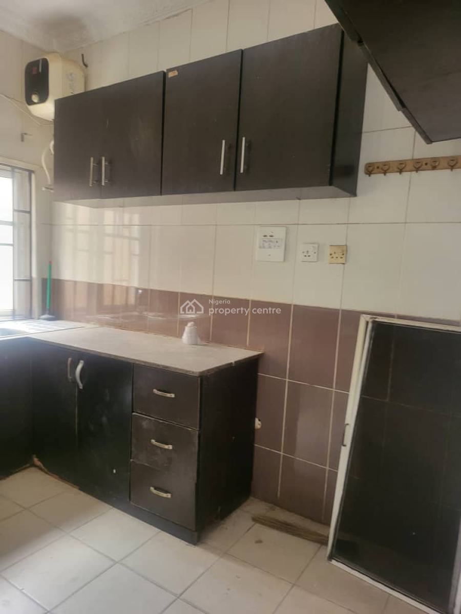 2 Bedroom Luxuury Apartment, Self Compound, Omole Phase 2, Ikeja, Lagos, Flat / Apartment for Rent
