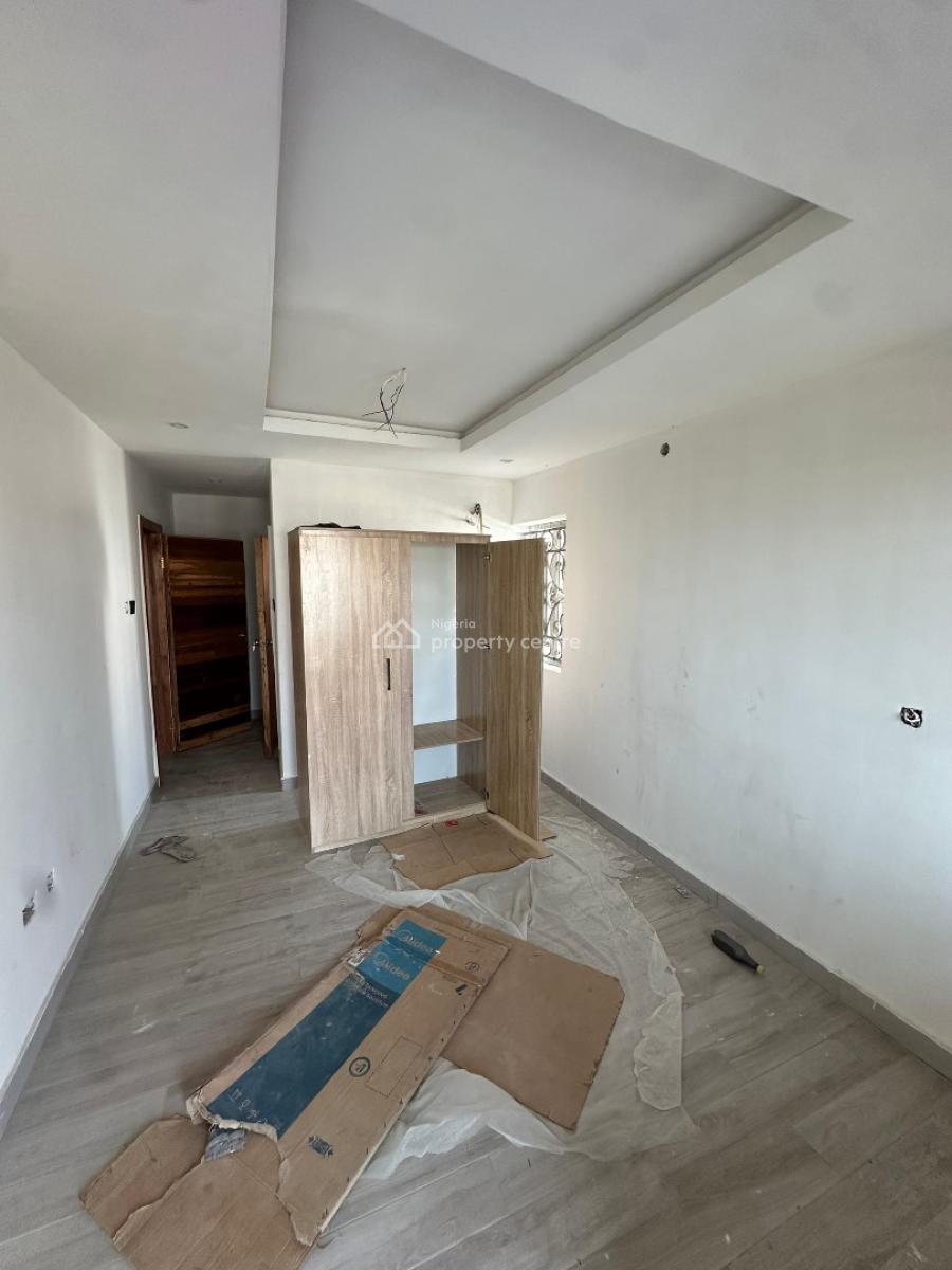 Brand New Units of 2 Bedroom Flats with Excellent Facilities, Ologolo, Lekki, Lagos, Flat / Apartment for Rent