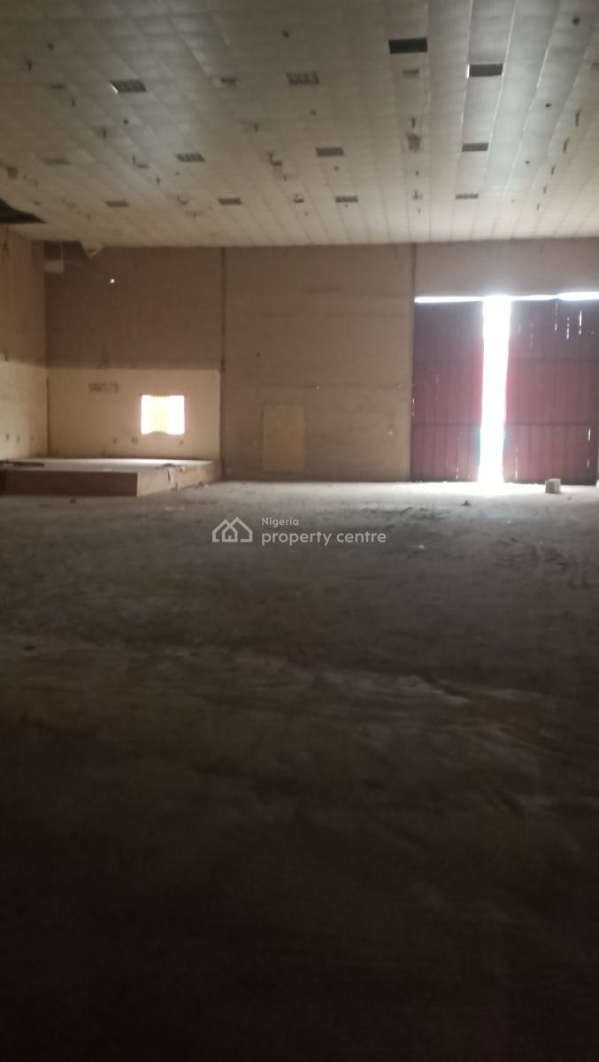 1000 Sqms Warehouse, Eric Moorev, Surulere, Lagos, Warehouse for Rent