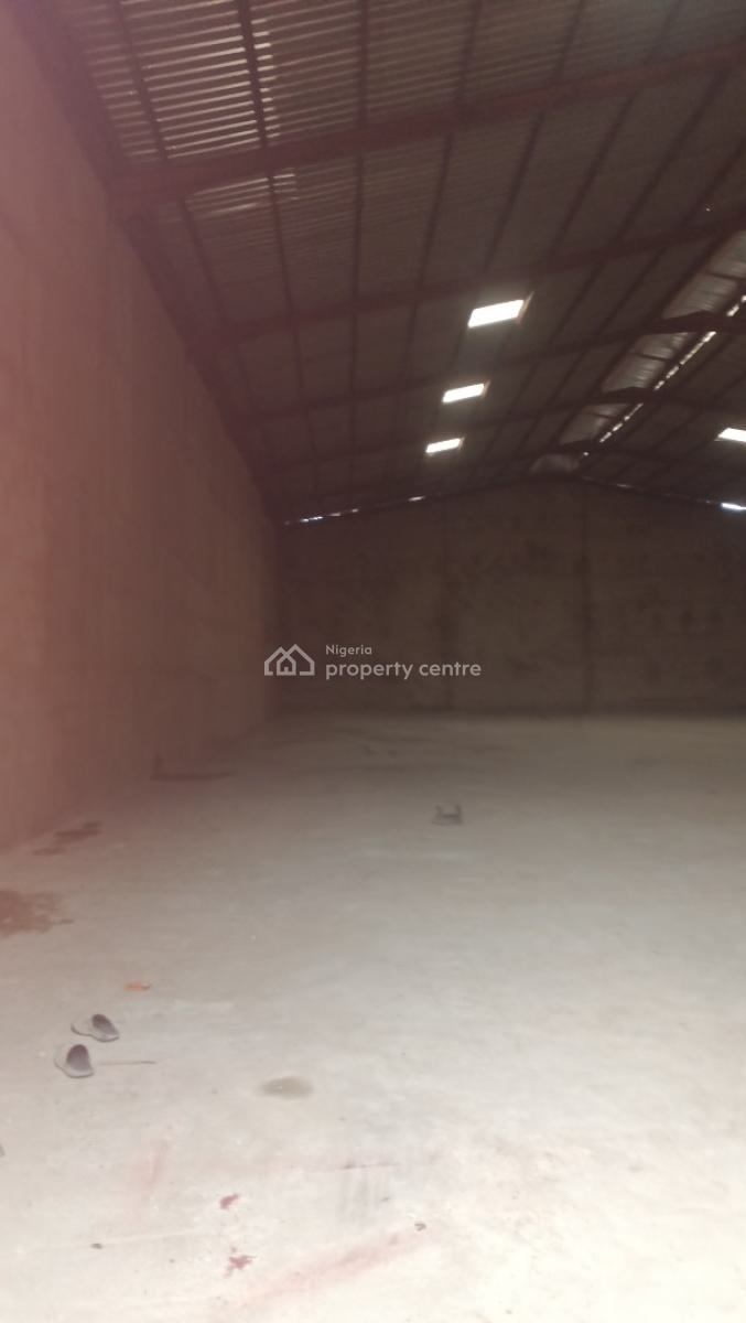 1000 Sqms Warehouse, Eric Moorev, Surulere, Lagos, Warehouse for Rent