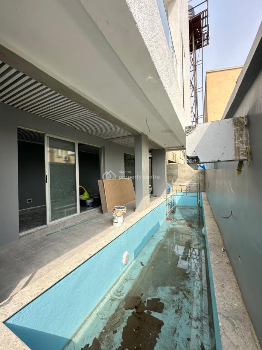 Luxurious 3 Bedroom Penthouse, Lekki, Lekki Phase 1, Lekki, Lagos, Block of Flats for Sale