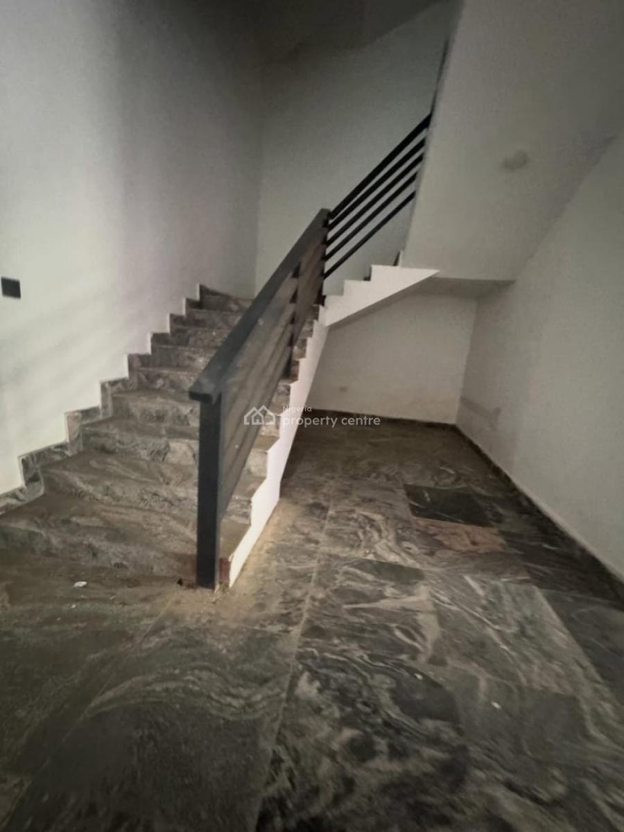 a Newly Built Office Building Offering Premium Corporate Workspaces, Wuse 2, Abuja, Plaza / Complex / Mall for Rent