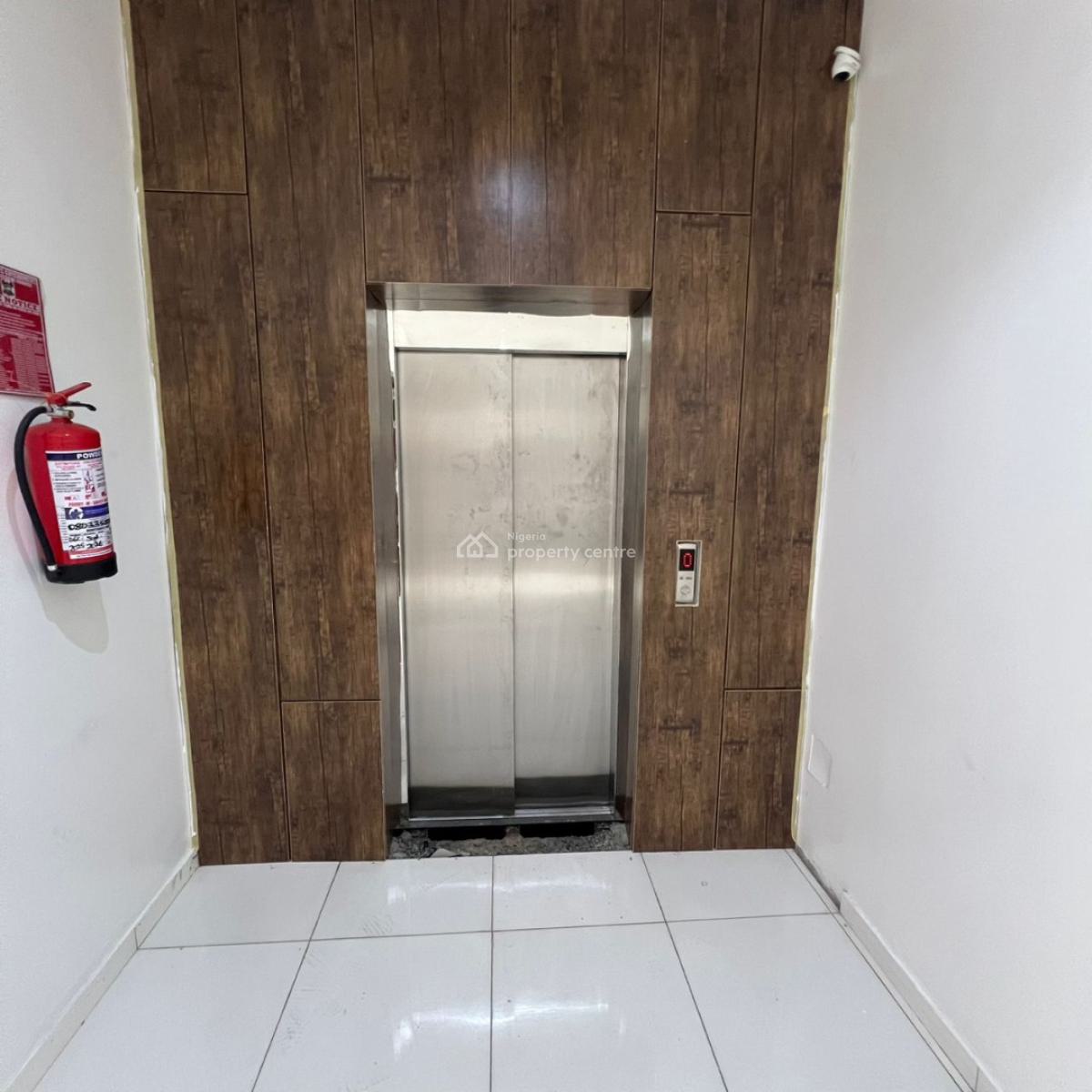 2 Bedroom Apartment, Lekki Phase 1, Lekki, Lagos, Flat / Apartment for Sale