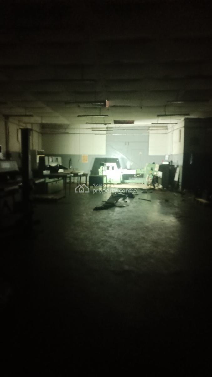 623  Sqms  Warehouse, Five Star Bus Stop, Oshodi, Lagos, Warehouse for Rent