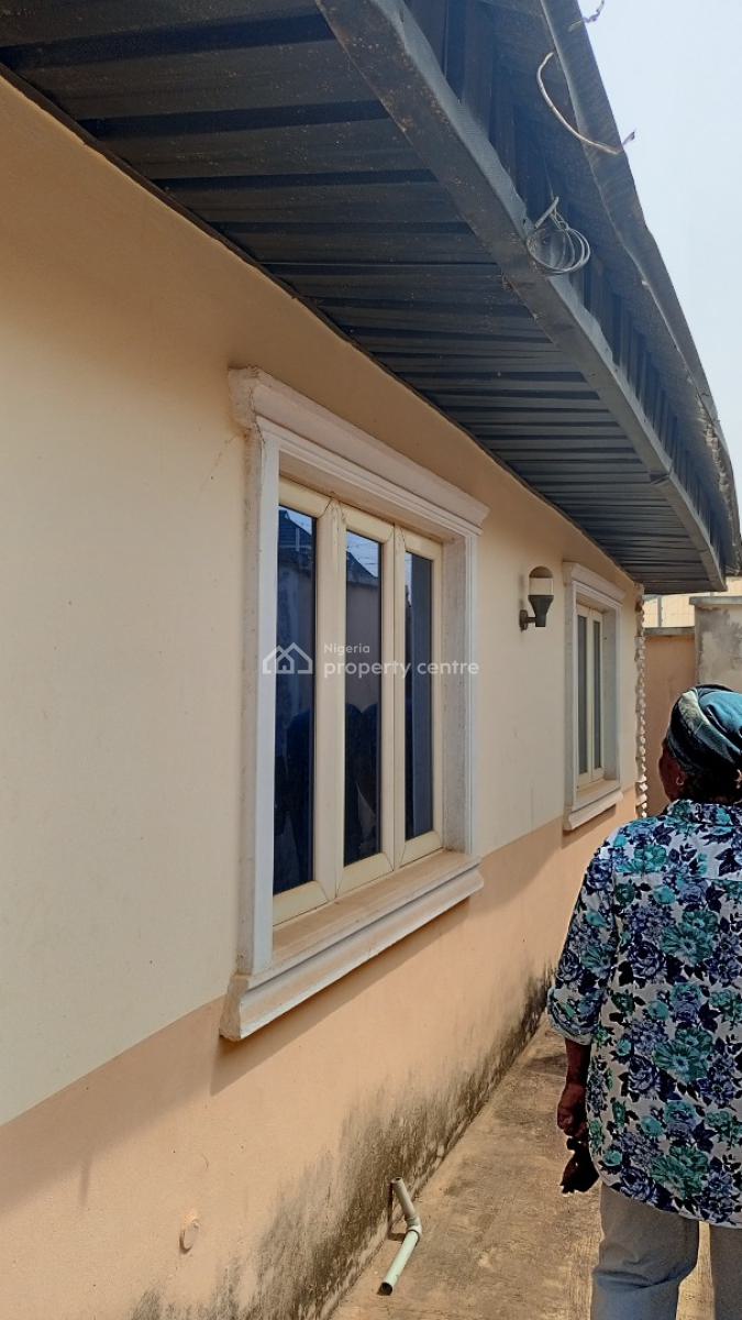 Standard 2 Bedroom Flat at Okeibukun Estate Elebu Ibadan, Oke Ibukun Estate Elebu Oluyole Extension Ibadan, Ibadan, Oyo, Detached Bungalow for Rent