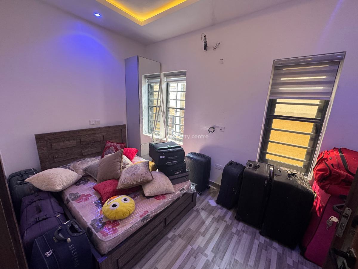 a Luxury Fully Serviced Room Bq with Gym and Swimming Pool, Close to Periwinkle Estate, Lekki Phase 1, Lekki, Lagos, Self Contain (single Rooms) for Rent