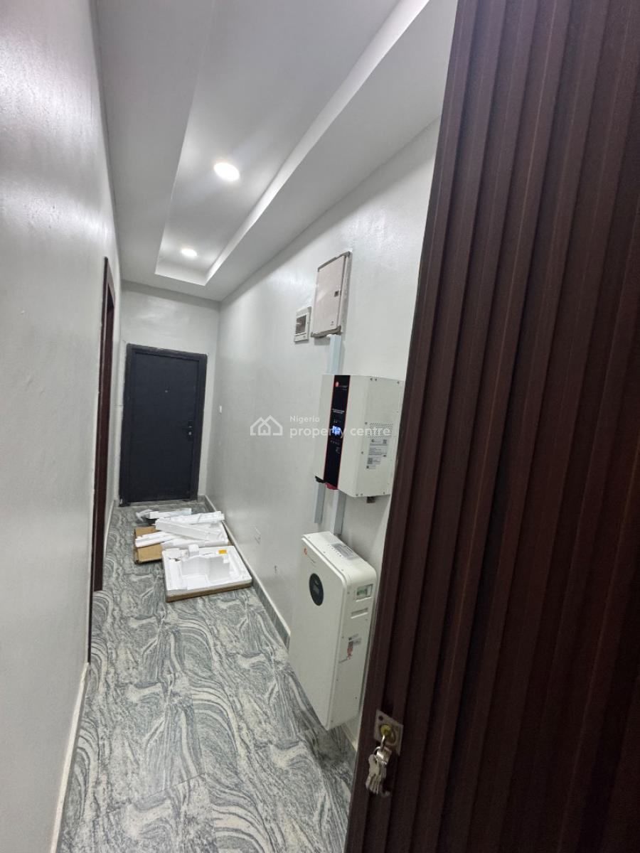 a Luxury Fully Serviced Room Bq with Gym and Swimming Pool, Close to Periwinkle Estate, Lekki Phase 1, Lekki, Lagos, Self Contain (single Rooms) for Rent