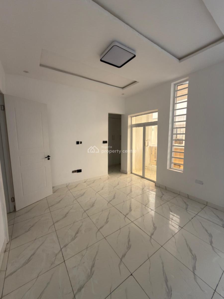 4 Bedroom Semi Detached House, Ikota, Lekki, Lagos, Semi-detached Duplex for Sale