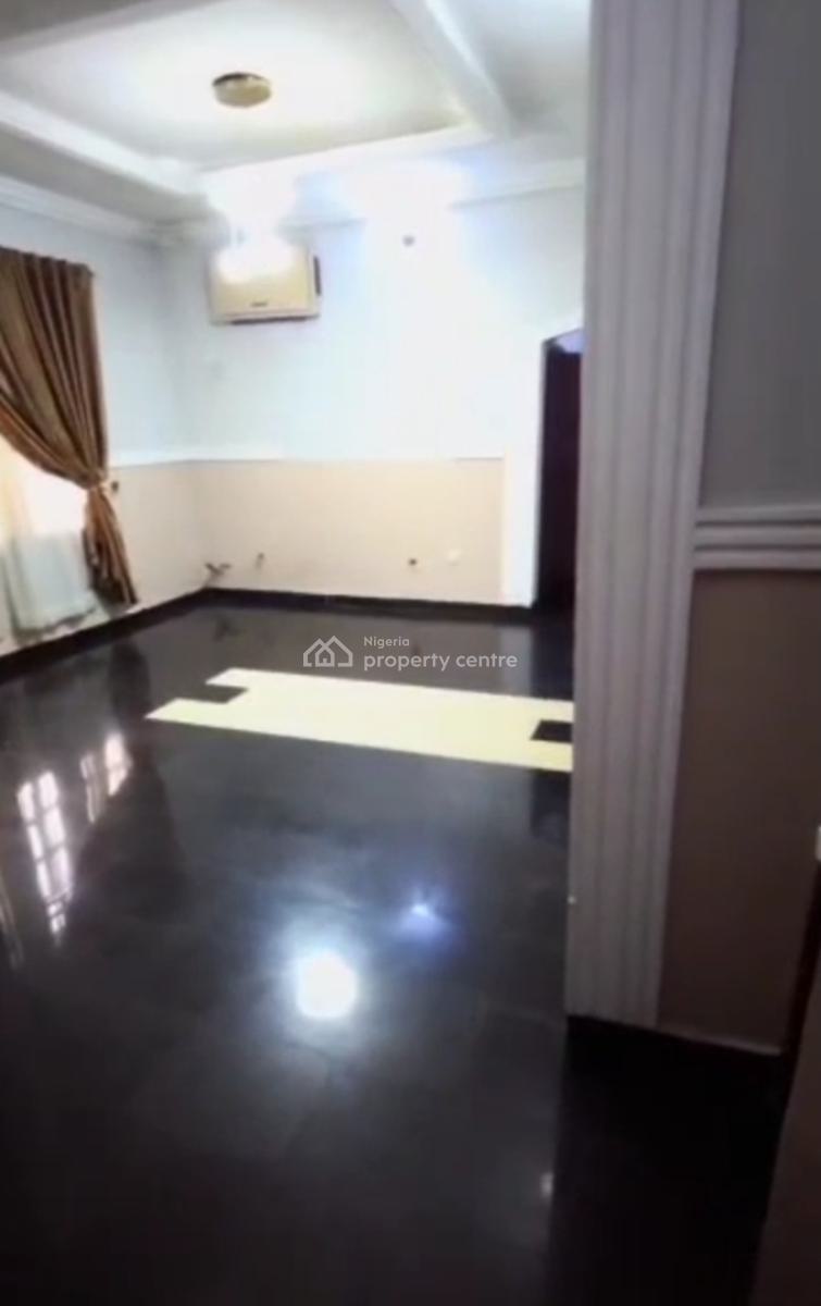 Partially Furnished and Serviced 2 Bedroom Flat with Swimming Pool, in Parkview Estate, Ikoyi., Parkview, Ikoyi, Lagos, Flat / Apartment for Rent