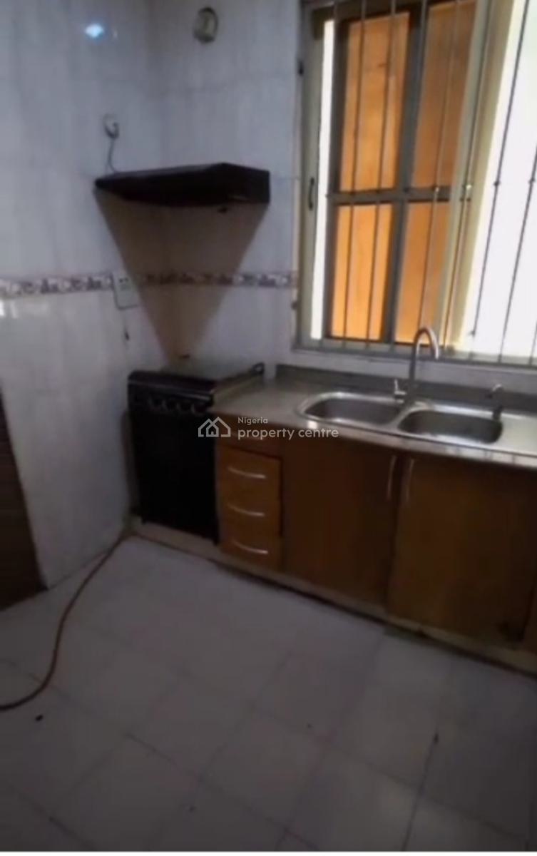 Partially Furnished and Serviced 2 Bedroom Flat with Swimming Pool, in Parkview Estate, Ikoyi., Parkview, Ikoyi, Lagos, Flat / Apartment for Rent