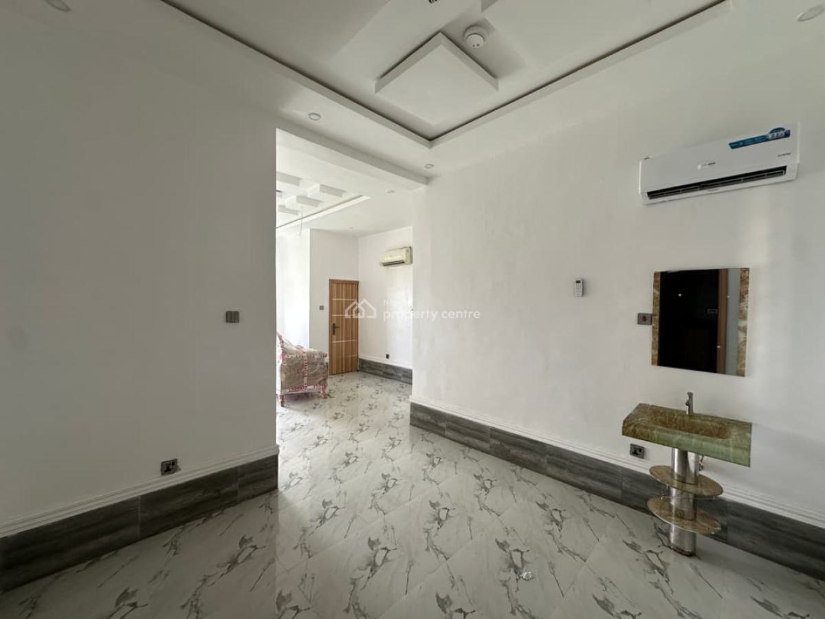 Luxury 2-bedroom Apartment, Mobile Road, Ajah, Lagos, Flat / Apartment for Rent