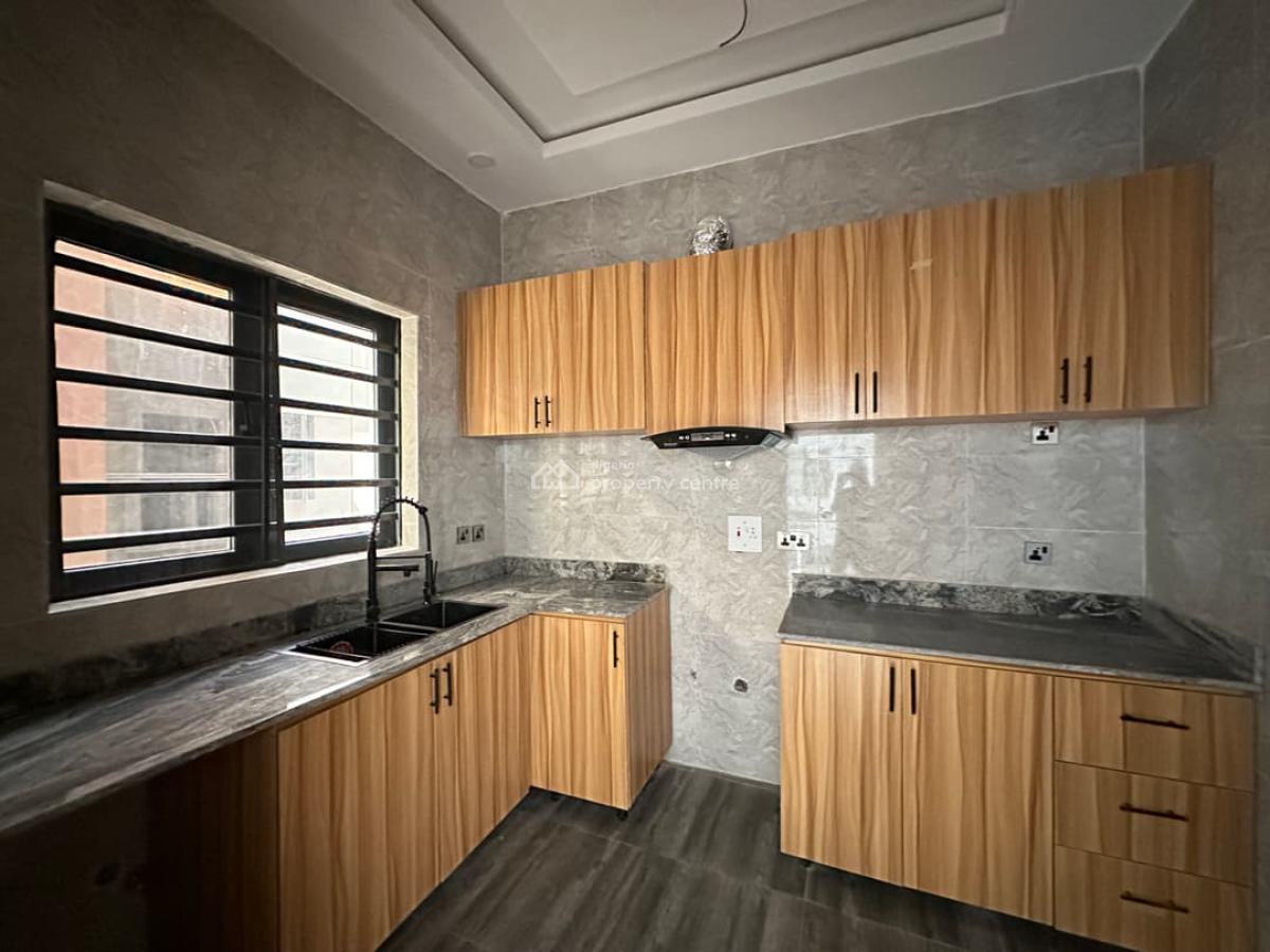 Luxury 2-bedroom Apartment, Mobile Road, Ajah, Lagos, Flat / Apartment for Rent