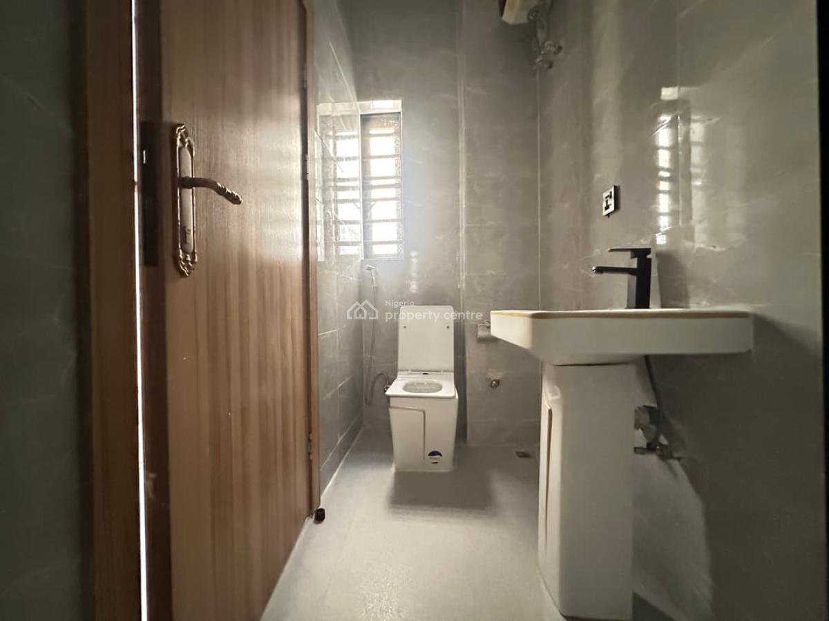 Luxury 2-bedroom Apartment, Mobile Road, Ajah, Lagos, Flat / Apartment for Rent