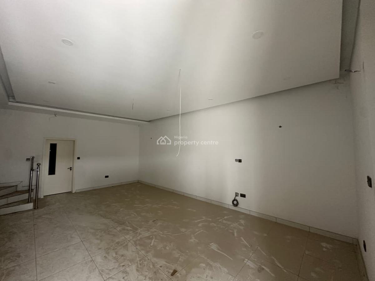 Luxury 4-bedroom Semi-detached House with Bq, Ajah, Lagos, Semi-detached Duplex for Rent