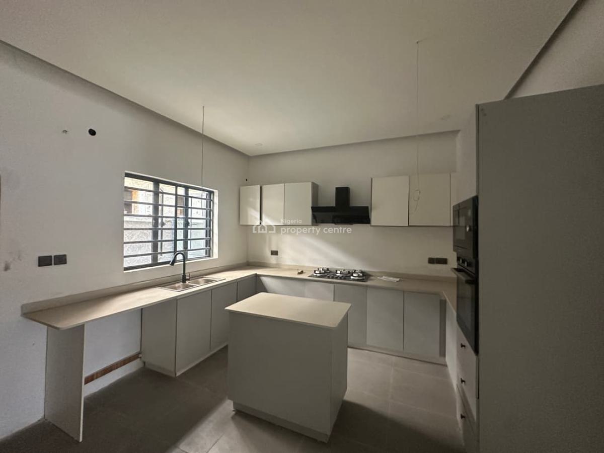 Luxury 4-bedroom Semi-detached House with Bq, Ajah, Lagos, Semi-detached Duplex for Rent