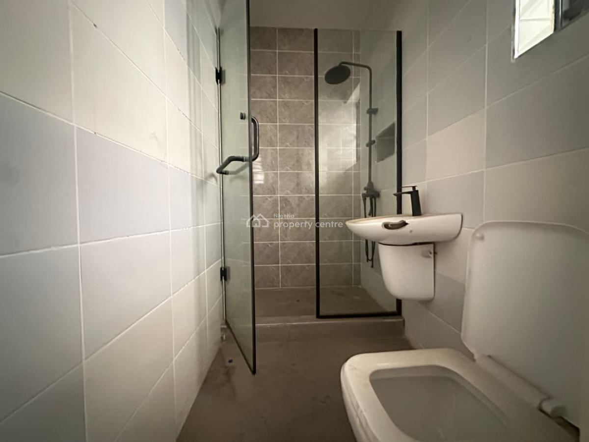 Luxury 4-bedroom Semi-detached House with Bq, Ajah, Lagos, Semi-detached Duplex for Rent