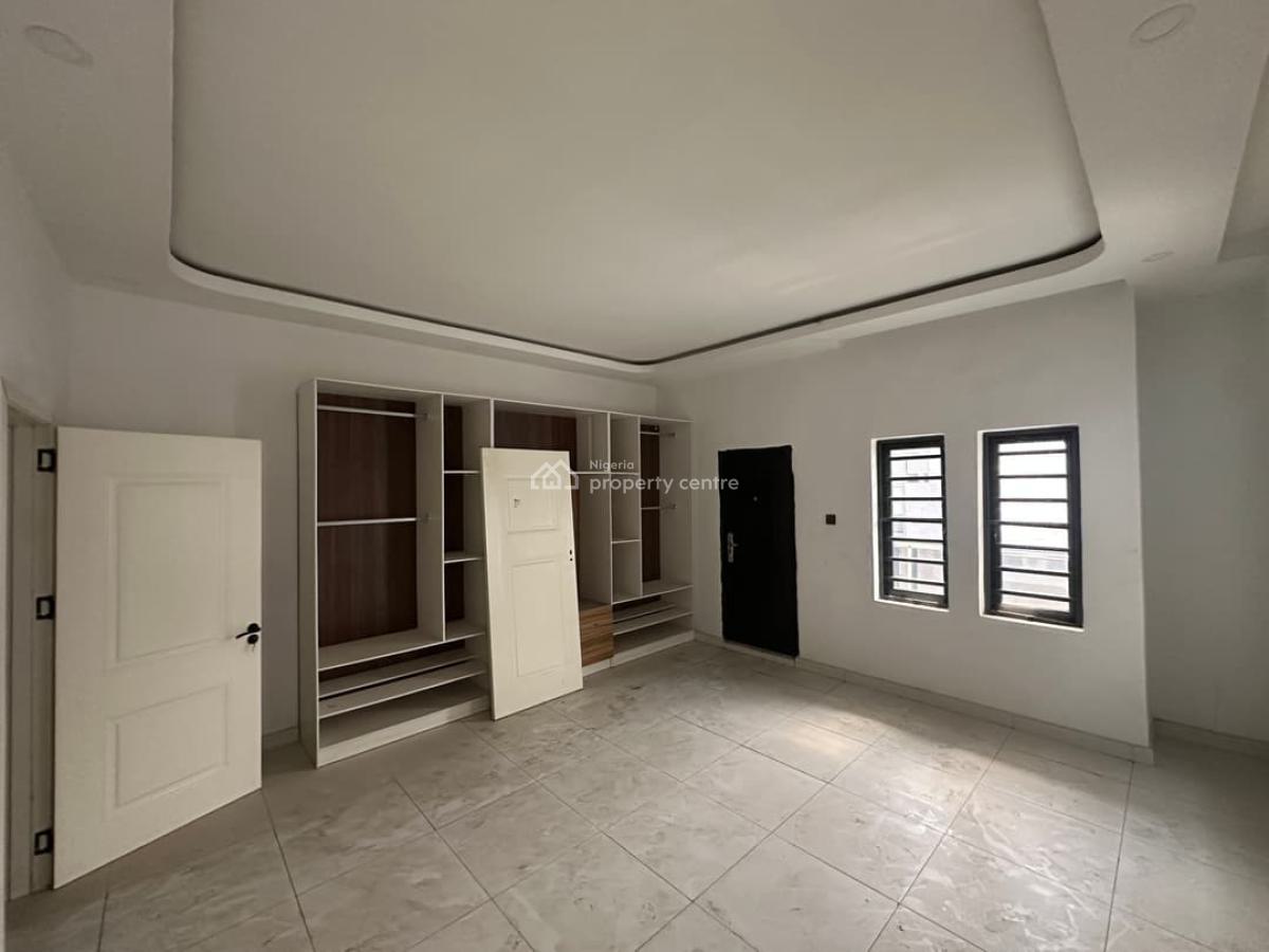 Luxury 4-bedroom Semi-detached House with Bq, Ajah, Lagos, Semi-detached Duplex for Rent