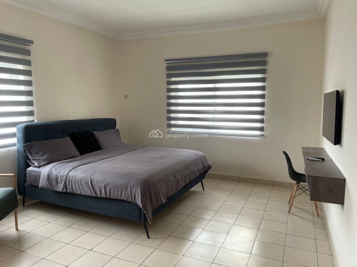 Fully Furnished 1 Bedroom in a Shared Apartment, Primewater Gardens 1, Lekki Phase 1, Lekki, Lagos, Flat / Apartment for Rent