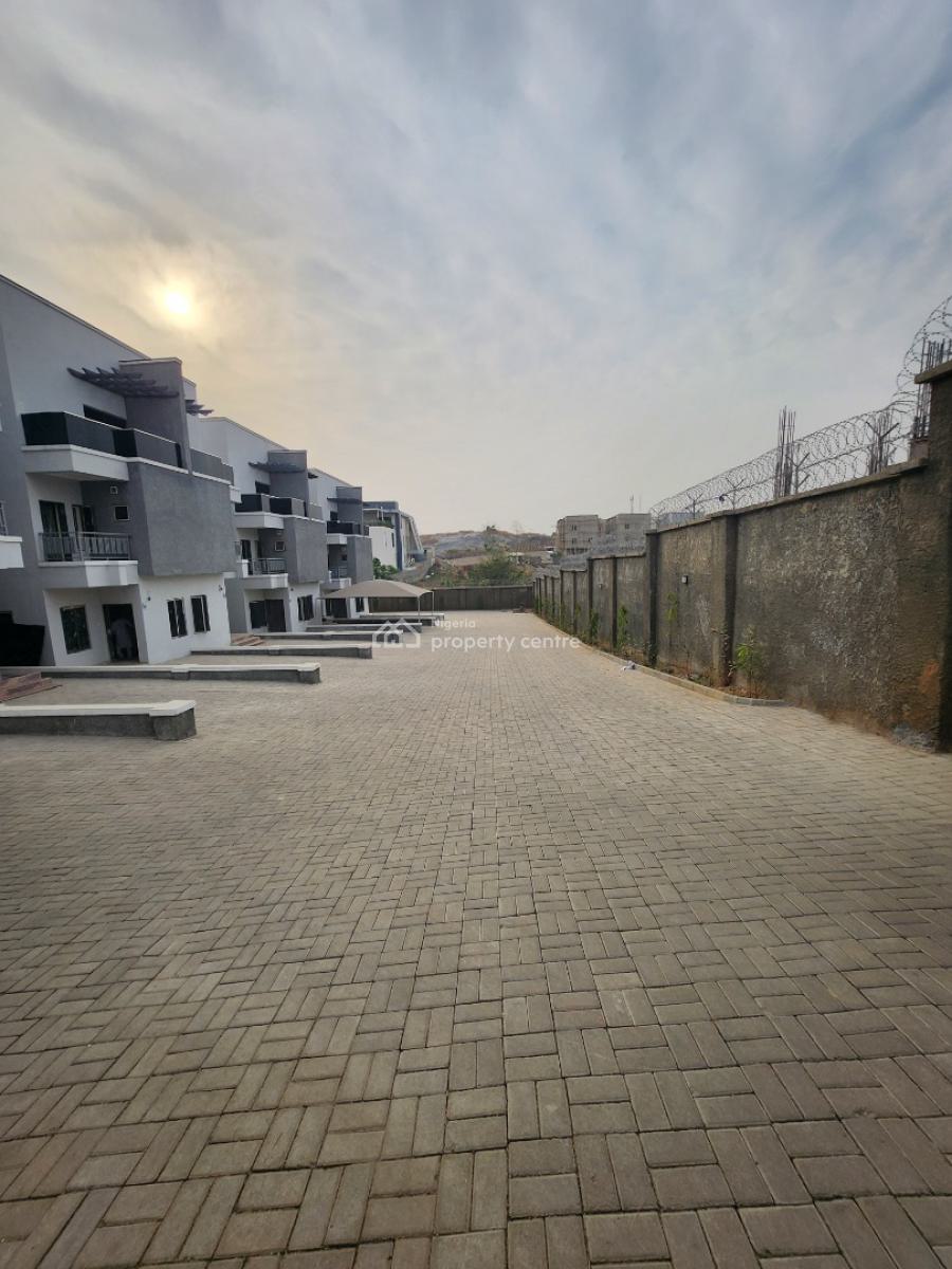 Newly Built 4 Bedroom Terrace Duplex in Jahi, Jahi, Jahi, Abuja, Terraced Duplex for Sale
