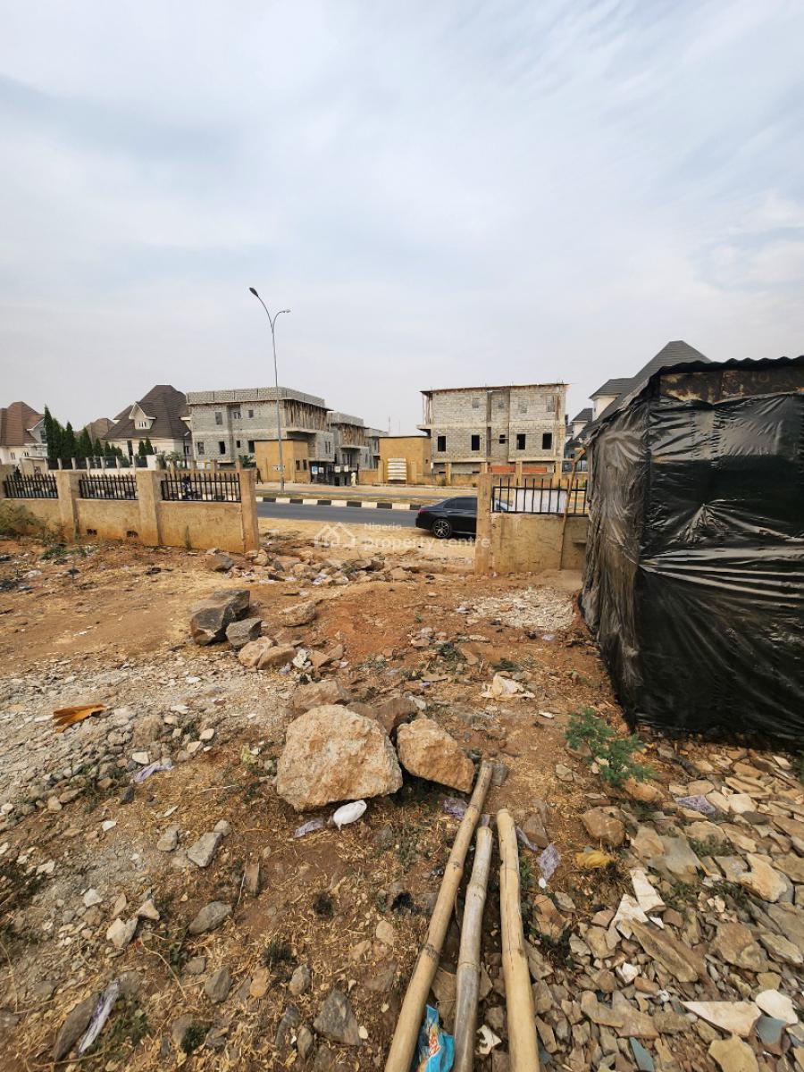 Hot Land in a Prime Location in Guzape, Guzape, Guzape District, Abuja, Residential Land for Sale