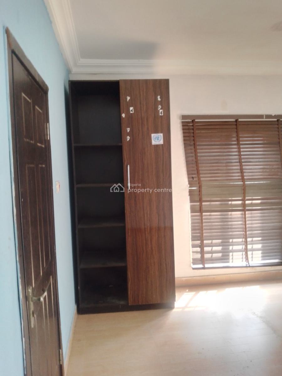 Shared Rooms in a 4 Bedroom Duplex, Pearl Garden Estate, Sangotedo, Ajah, Lagos, Flat / Apartment for Rent