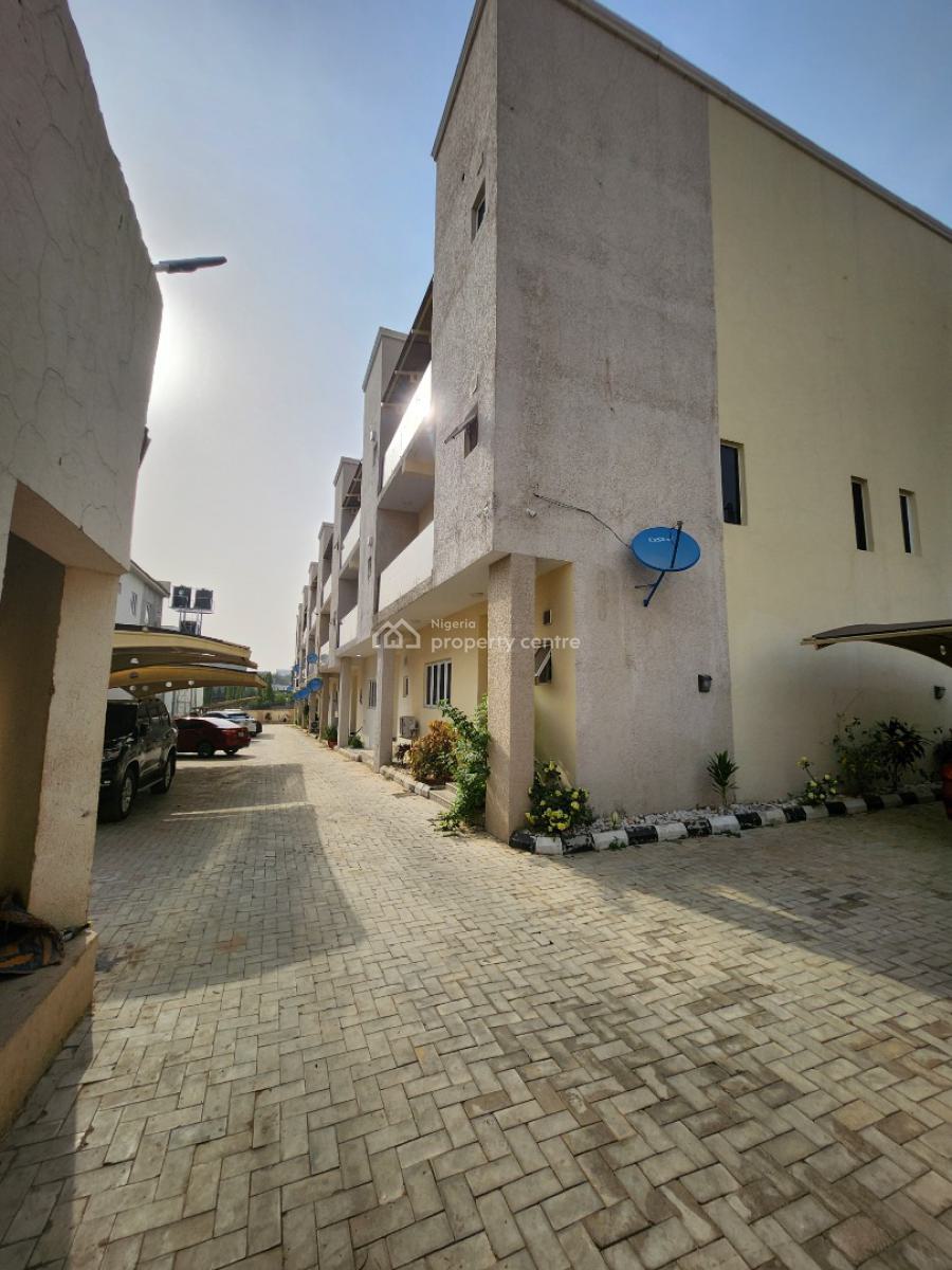 4 Bedroom Terrace Duplex with Bq in Jahi, Jahi, Jahi, Abuja, Terraced Duplex for Sale