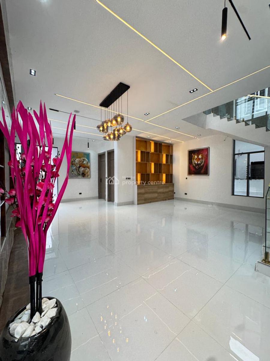 Magnificent 5  Beds with a Private Pool, Chevron, Lekki, Lagos, Detached Duplex for Sale