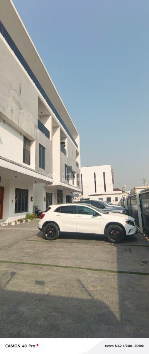 Beautiful Service 4 Bedroom Duplex in Ologolo, Off Ologolo Road, Ologolo, Lekki, Lagos, Semi-detached Duplex for Rent